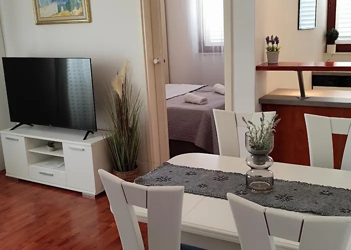 Apartament Beus-five Min Form The Makarska