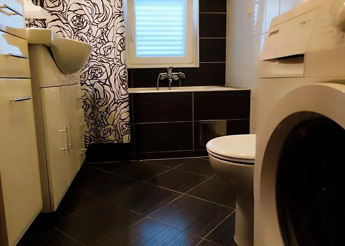 Apartament Beus-five Min Form The Makarska