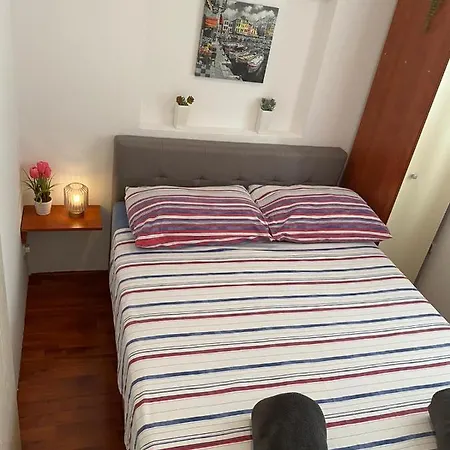 Beus-five Min Form The アパート *