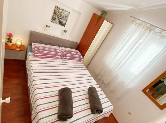 Beus-five Min Form The Apartman *