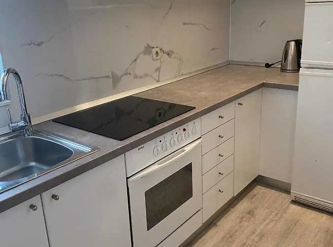 Apartman Beus-five Min Form The *