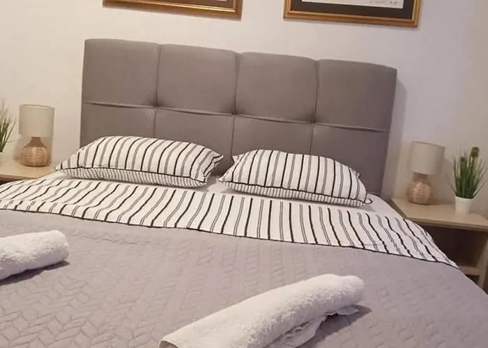 Beus-five Min Form The Makarska