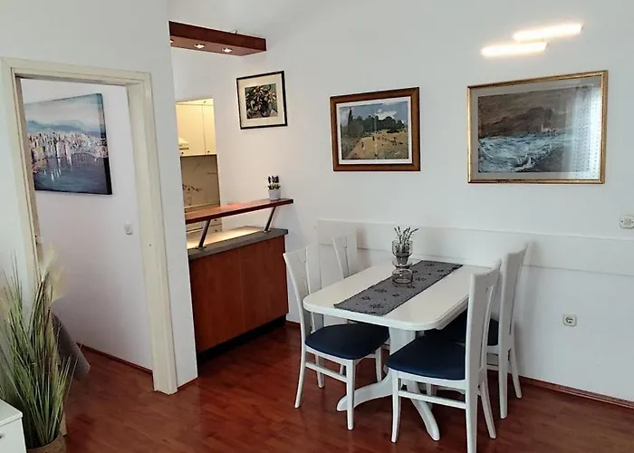 Beus-five Min Form The Makarska