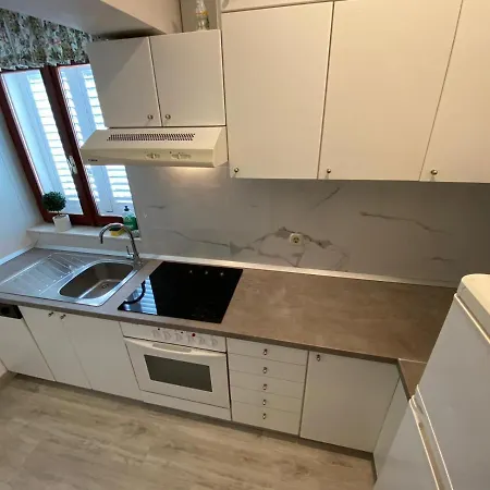 Beus-five Min Form The Apartment