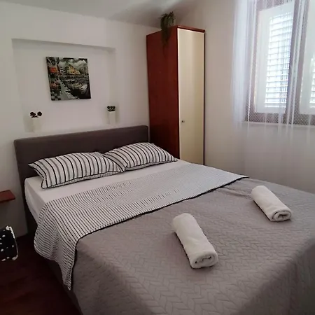 Beus-five Min Form The Apartment